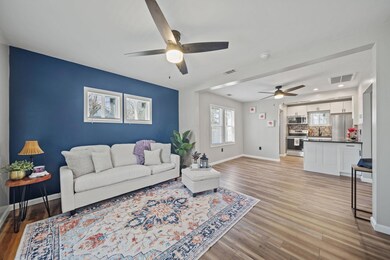 12-web-or-mls-A7402945