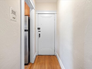 120 Riverway unit 11, Boston, MA 02215 - photo 5
