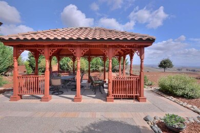 Carousel Image