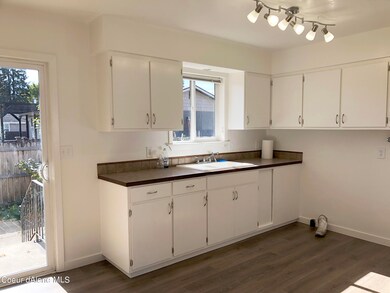 Kitchen 1