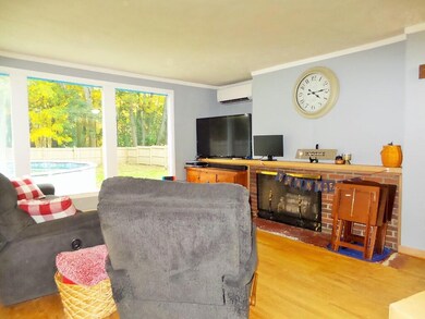 Has a wood burning fireplace