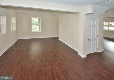 5502 D St SE, Washington, DC 20019 - photo 4