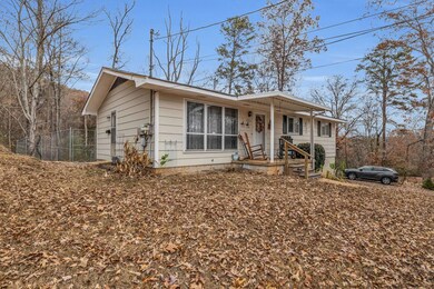 2-web-or-mls-7931-selcer-rd