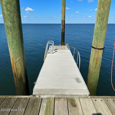 409 Island Dr unit 45, Beaufort, NC 28516 - photo 2