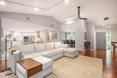 004_maplecrest_6_702