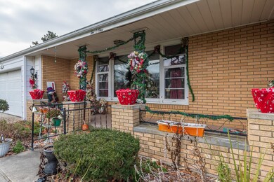 201 Maplecrest-2