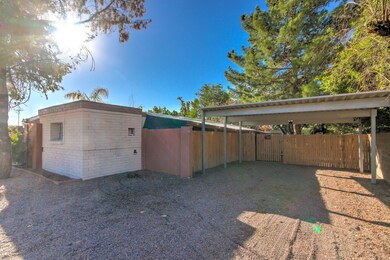 8207 E University Dr-1