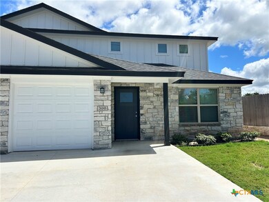 2618 Leroy Ln unit B, Belton, TX 76513 - photo 2
