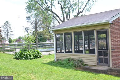 11 Glen Berne Dr, Wilmington, DE 19804 - photo 4