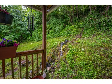 428 W 5th St, Rainier, OR 97048 - photo 4