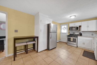 101 Fenimore Blvd, Springfield, MA 01108 - photo 4