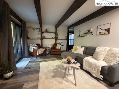 76 Creekside Dr unit B, Banner Elk, NC 28604 - photo 3