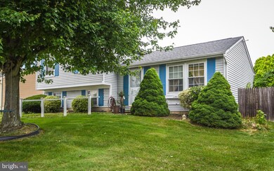 422 Musket Dr, Morrisville, PA 19067 - photo 2