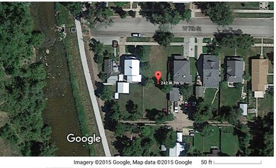 242 W 7th St - Google Maps-