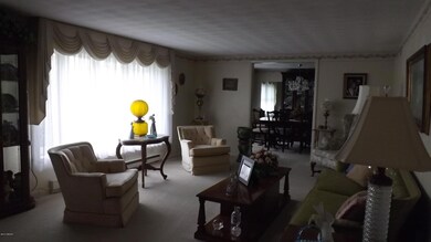 7 Daffodil Ln, Lock Haven, PA 17745 - photo 2