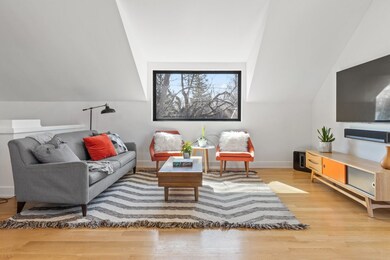 1060 Laurel Ln, Naperville, IL 60540 - photo 6