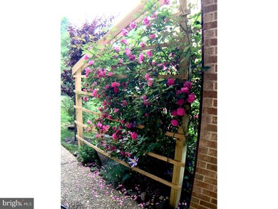 121 Falcon Ln, Wilmington, DE 19808 - photo 2