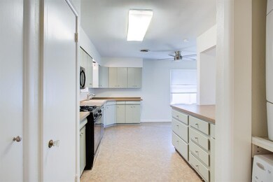 6906 E Mockingbird Ln, Dallas, TX 75214 - photo 6