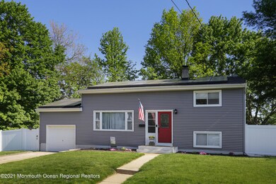 61 Nevada Dr, Hazlet, NJ 07730 - photo 2