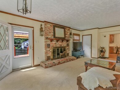 10401 Hollyberry Dr, North Chesterfield, VA 23237 - photo 7