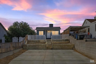 217 F St, Taft, CA 93268 - photo 2