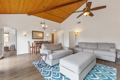 8505 Circle r Valley Ln, Escondido, CA 92026 - photo 5