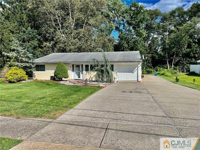 18 Dawson Rd, Kendall Park, NJ 08824 - photo 2