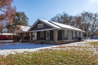 1705 E Gregory Blvd, Kansas City, MO 64131 - photo 2