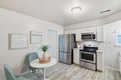 947 Fern Ridge Rd, Virginia Beach, VA 23452 - photo 4