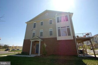 25091 Gunnery Square, Chantilly, VA 20152 - photo 3