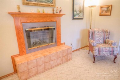 61260 Victory Loop, Bend, OR 97702 - photo 5