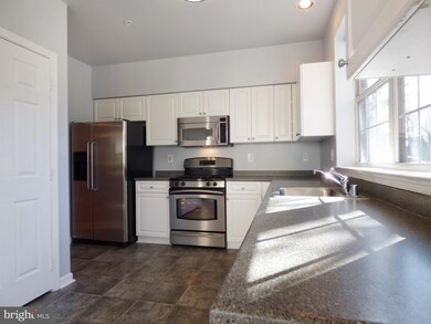 2486 Revere Ct unit 27C, Crofton, MD 21114 - photo 3