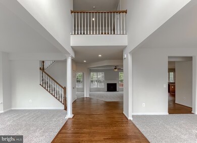 3424 Amberton Ct, White Plains, MD 20695 - photo 4