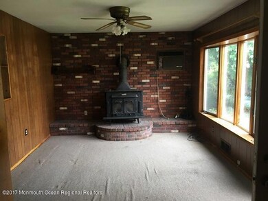 29 Richard Ave, Perth Amboy, NJ 08861 - photo 2