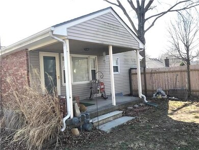 701 NW 10th St, Blue Springs, MO 64015 - photo 2