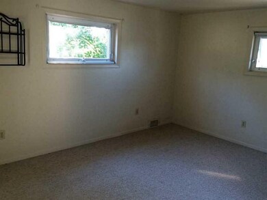 Bedroom. 23 E Burrell