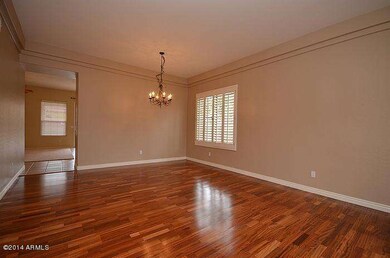 livingroomdiningroom_700[1]