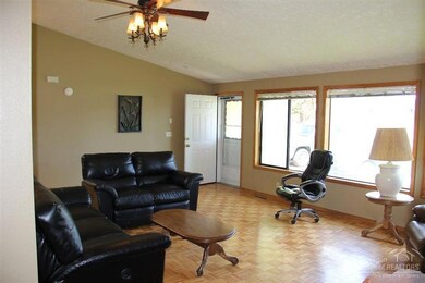 1463 SE Wilson Ave, Bend, OR 97702 - photo 3