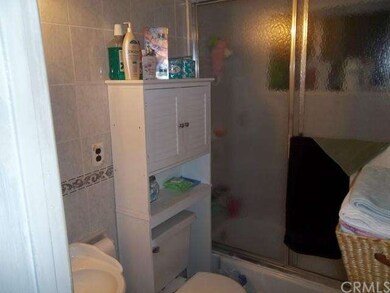 908 W Spruce St, Compton, CA 90220 - photo 7