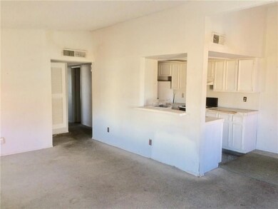 10637 Springwood Dr unit D, El Paso, TX 79935 - photo 6