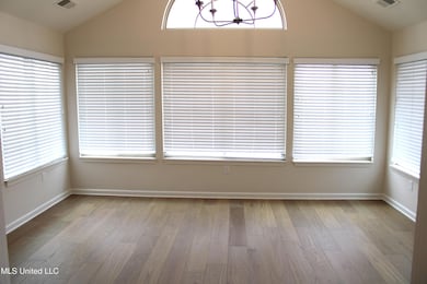 8653 Parkview Oaks Cir, Olive Branch, MS 38654 - photo 6