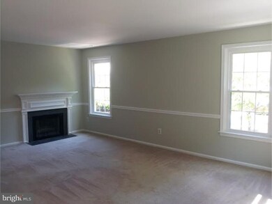 820 Westfield Dr, Cinnaminson, NJ 08077 - photo 4