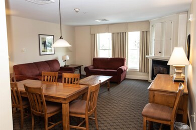 602/604 Qtr I V Adams House, Ludlow, VT 05149 - photo 3