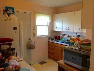 3250 Dresden Kitchen
