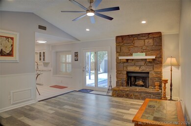 471 E 142nd Place, Glenpool, OK 74033 - photo 5