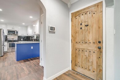 1906 E Bankhead Dr, Weatherford, TX 76086 - photo 4