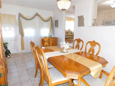 15 Watson St, Nashua, NH 03064 - photo 3