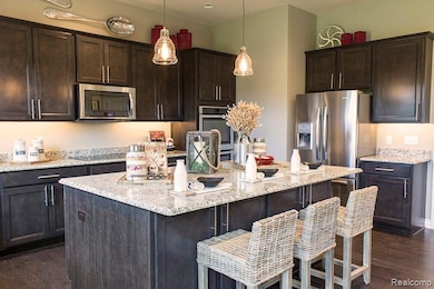 24877 Mooring Dr, Macomb, MI 48042 - photo 3