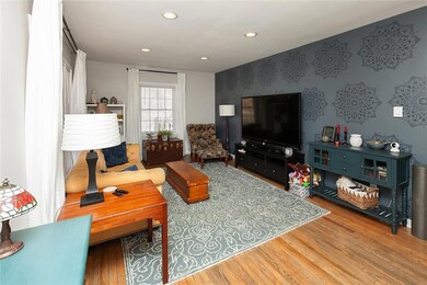 3405 50th St, Des Moines, IA 50310 - photo 5