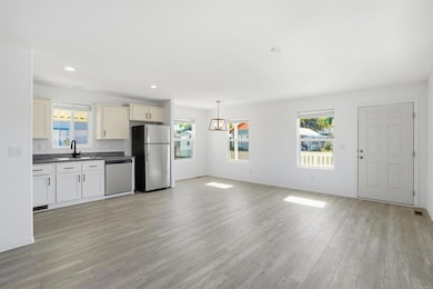 3890 Sipes Ln unit 18, San Diego, CA 92173 - photo 5